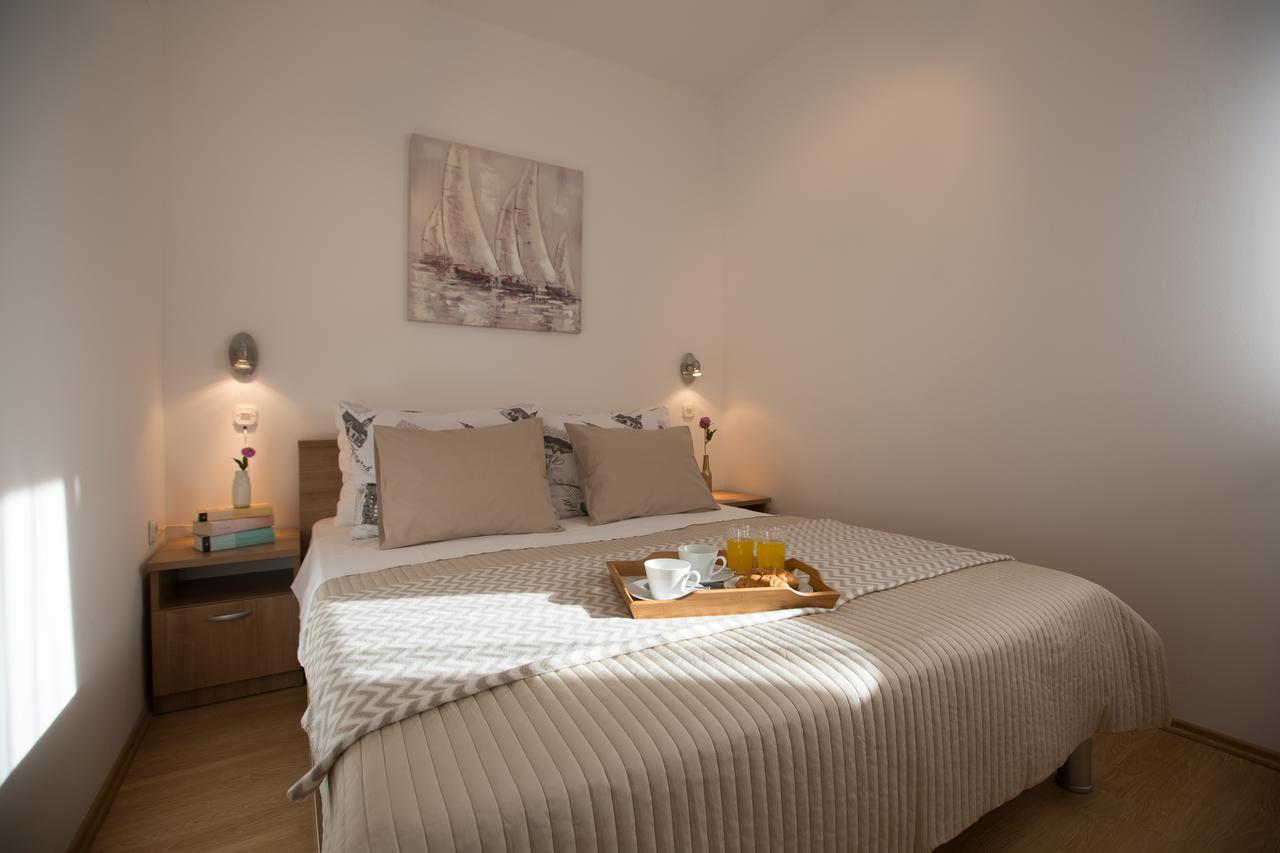 Maiv Residence - Family & Designer Suites โรกอซนิซา ภายนอก รูปภาพ
