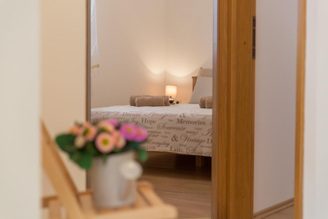 Maiv Residence - Family & Designer Suites โรกอซนิซา ภายนอก รูปภาพ